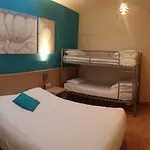 Hotel Cit'hotel Le Cheval Blanc, Centre 3*