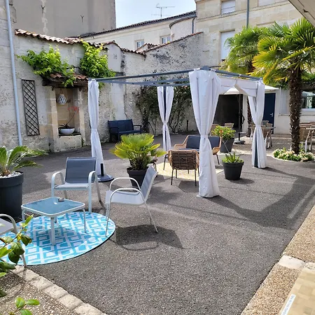 Le Cheval Blanc, Centre Hotel Cognac