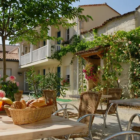 Cit'hotel Le Cheval Blanc, Centre Hotel 3*