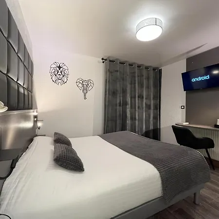 Cit'hotel Le Cheval Blanc Centre Cognac