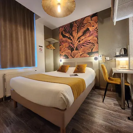 Cit'hotel Le Cheval Blanc, Centre 3*