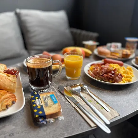 Hotel Cit'hotel Le Cheval Blanc, Centre