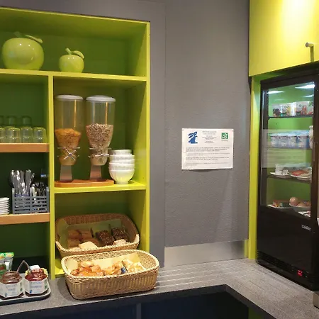 Cit'hotel Le Cheval Blanc, Centre 3*