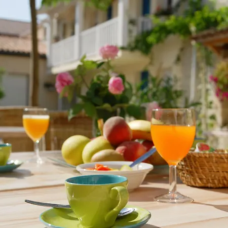 Cit'hotel Le Cheval Blanc, Centre Hotel